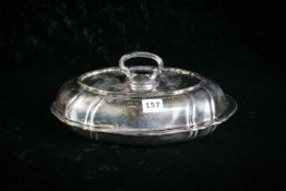 SOLID SILVER VEGETABLE DISH WITH REMOVABLE TWIST SILVER HANDLE. APPROX 1KG. PERFECT CONDITION.