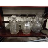 QUANTITY OF OLD DECANTERS AND GLASSWARE