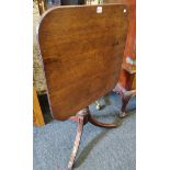 SMALL GEORGION TRIPOD TILT TOP TABLE