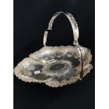 VICTORIAN SILVER SWING BASKET - SHEFFIELD - L 11', W 8' 617g