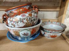 5 CHINESE/ORIENTAL BOWLS A/F