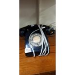 VINTAGE BLACK TELEPHONE