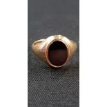 9CT GOLD ONYX RING