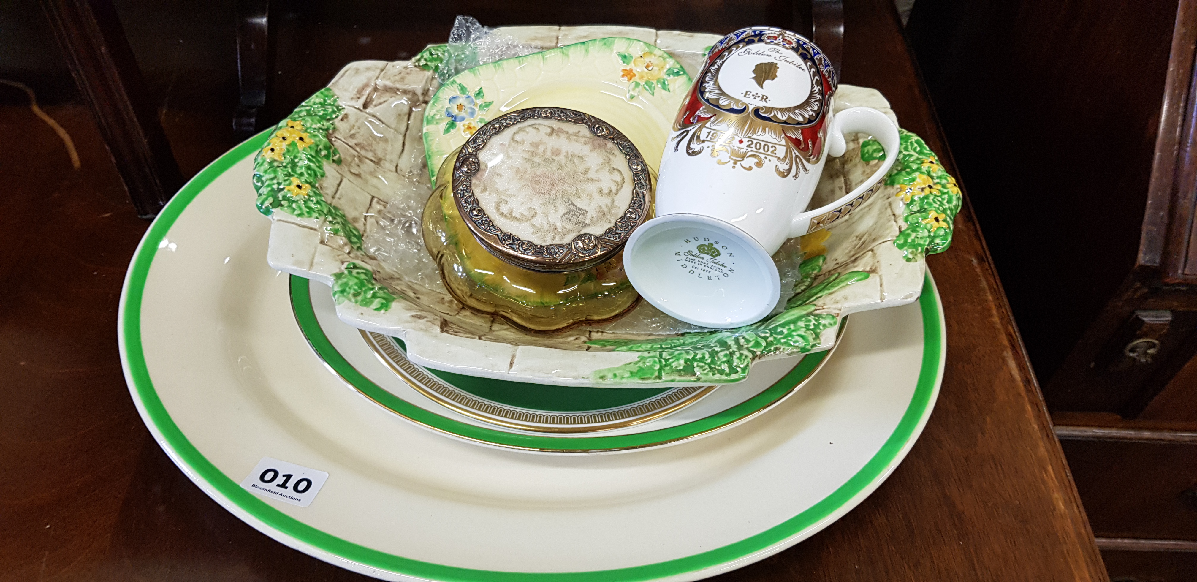 JOB LOT OF DISHES AND CHINA MUG AND PLATE