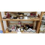 2 SHELF LOTS OF DRESSING TABLE ORNAMENTS TO INCLUDE SILVER