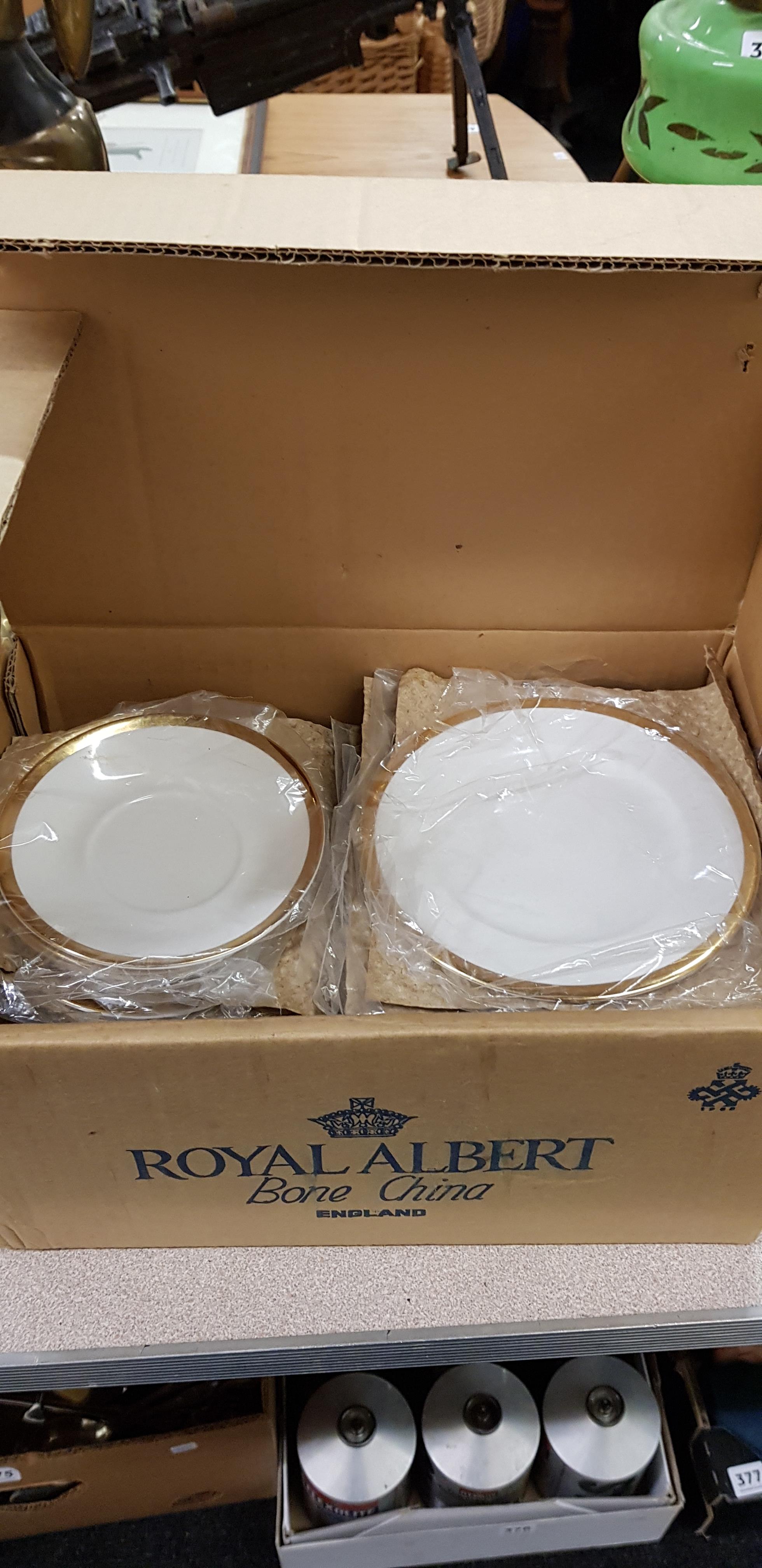 ROYAL ALBERT TEASET