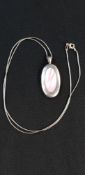 SILVER MOTHER OF PEARL PENDANT AND CHAIN