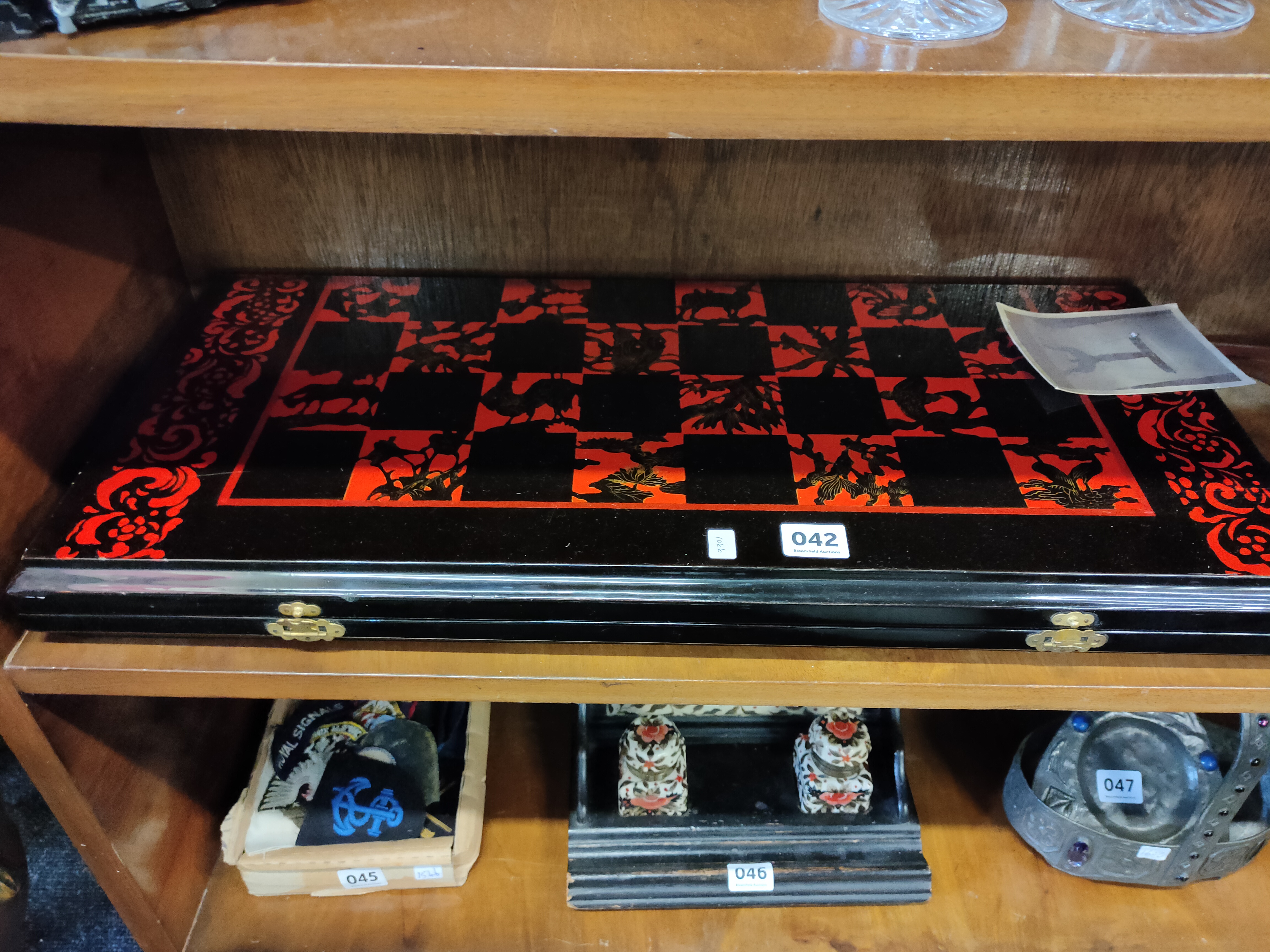 LARGE CHESS BOX