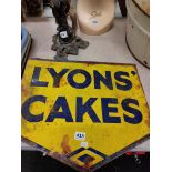 ORIGINAL LYONS CAKE SIGN