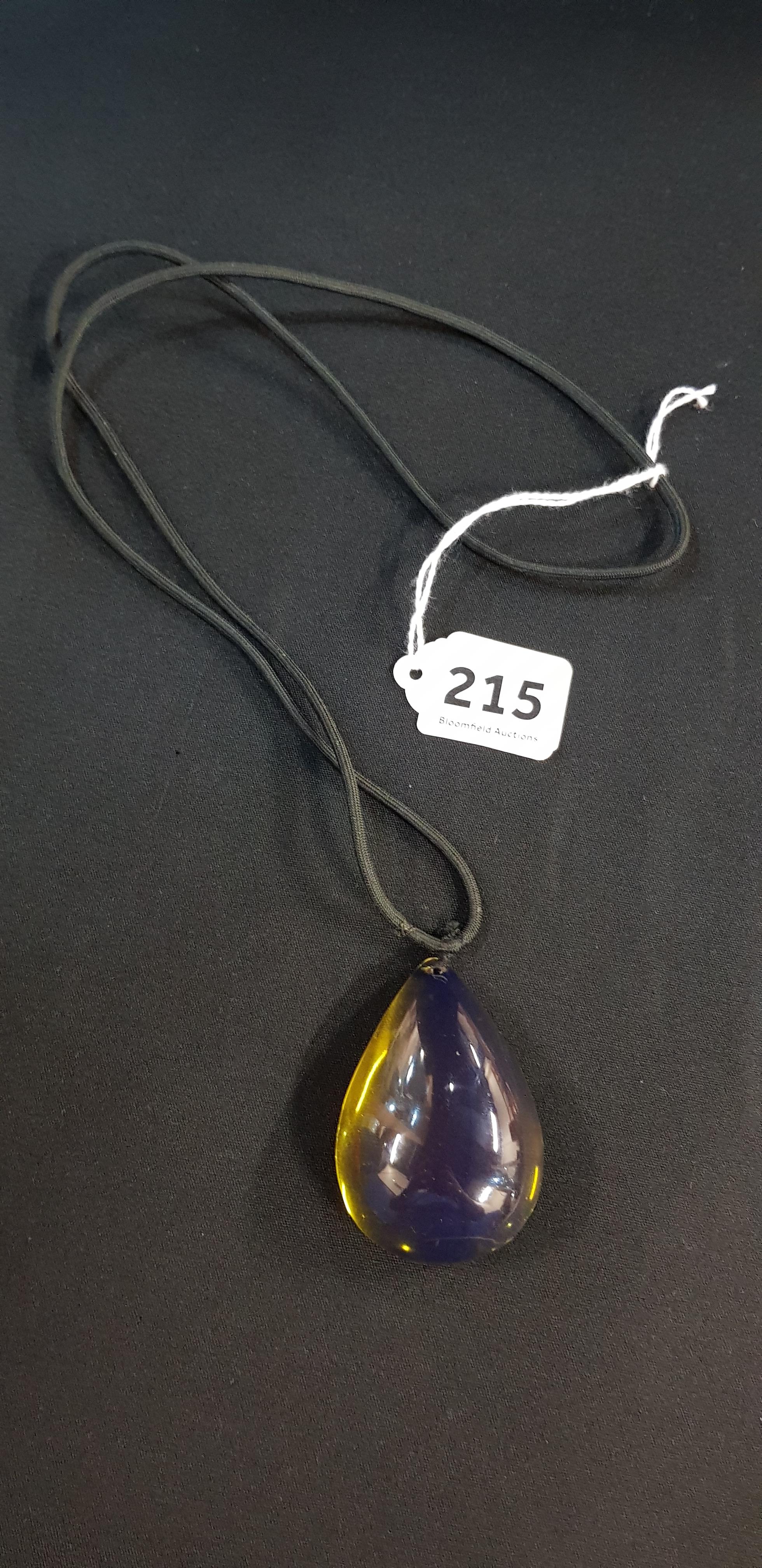 LARGE AMBER PENDANT