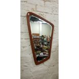 RETRO WALL MIRROR