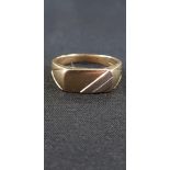 9 CARAT GOLD GENTS RING