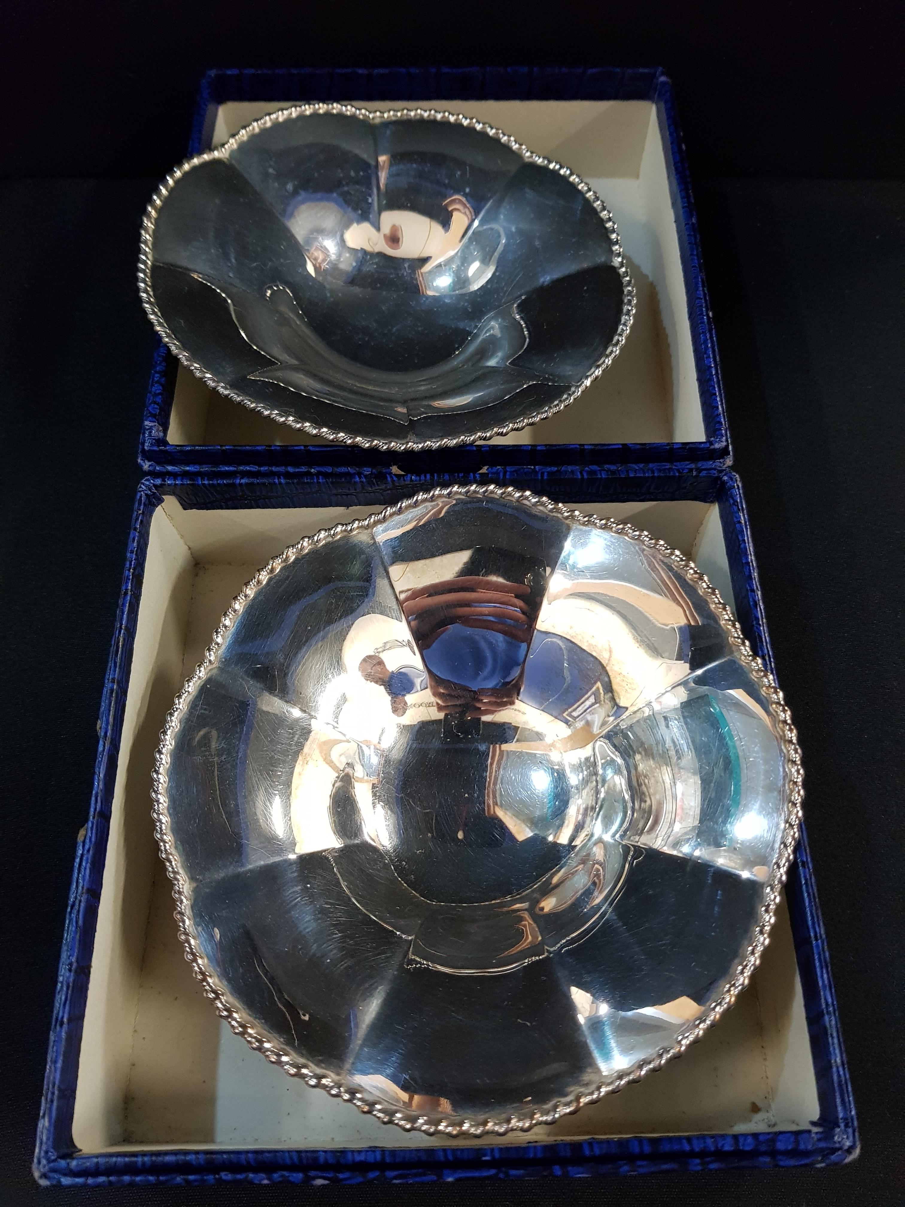 PAIR OF SILVER DISHES S D NEILL
