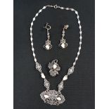 ART NOUVEAU PEARL DRESS SET