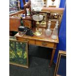 EDWARDIAN INLAID 2 DRAWER WRITING DESK WITH BRASS GALLERY TOP