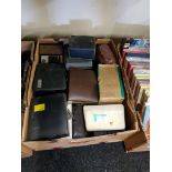 BOX OF ANTIQUE SHAVERS A/F