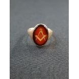 ANTIQUE 9 CT GOLD GARNET MASONIC RING