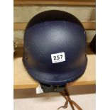 EARLY 2003 SECOND CHANCE LEVEL IIIA COMMANDO SC650 BALLISTIC HELMET ISSUED TO PRITISH PRESS IN