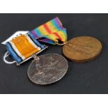 PAIR OF WORLD WAR 1 MEDALS TO 124113 PTE.E.ROBERTS K.O.Y.L.I