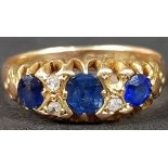 18CT GOLD DIAMOND AND SAPPHIRE RING (STONE MISSING) 3.7G