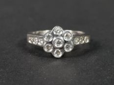 18CT WHITE GOLD DIAMOND CLUSTER RING 2.1G