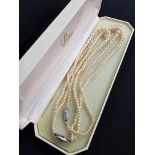 2 PEARL NECKLACES IN BOX - ONE WITH SILVER CLASP