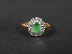 9CT GOLD EMERALD AND DIAMOND RING 1.7G