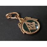 9CT GOLD AND BLOOD STONE FOB MASONIC 7.9G