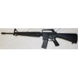 DEACTIVATED AMERICAN M16 A1 (VIETNAM TYPE) ASSAULT RIFLE #9539481