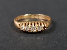 ANTIQUE 18CT GOLD AND DIAMOND RING 1 STONE MISSING 2.7G