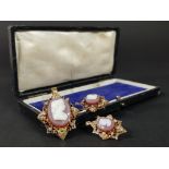 SUITE OF VICTORIAN CAMEO JEWELLERY TESTS TO GOLD TOTAL WEIGHT 19.7G