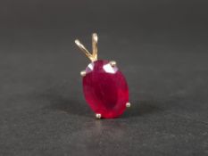 9CT GOLD RED STONE DROP 5.4G