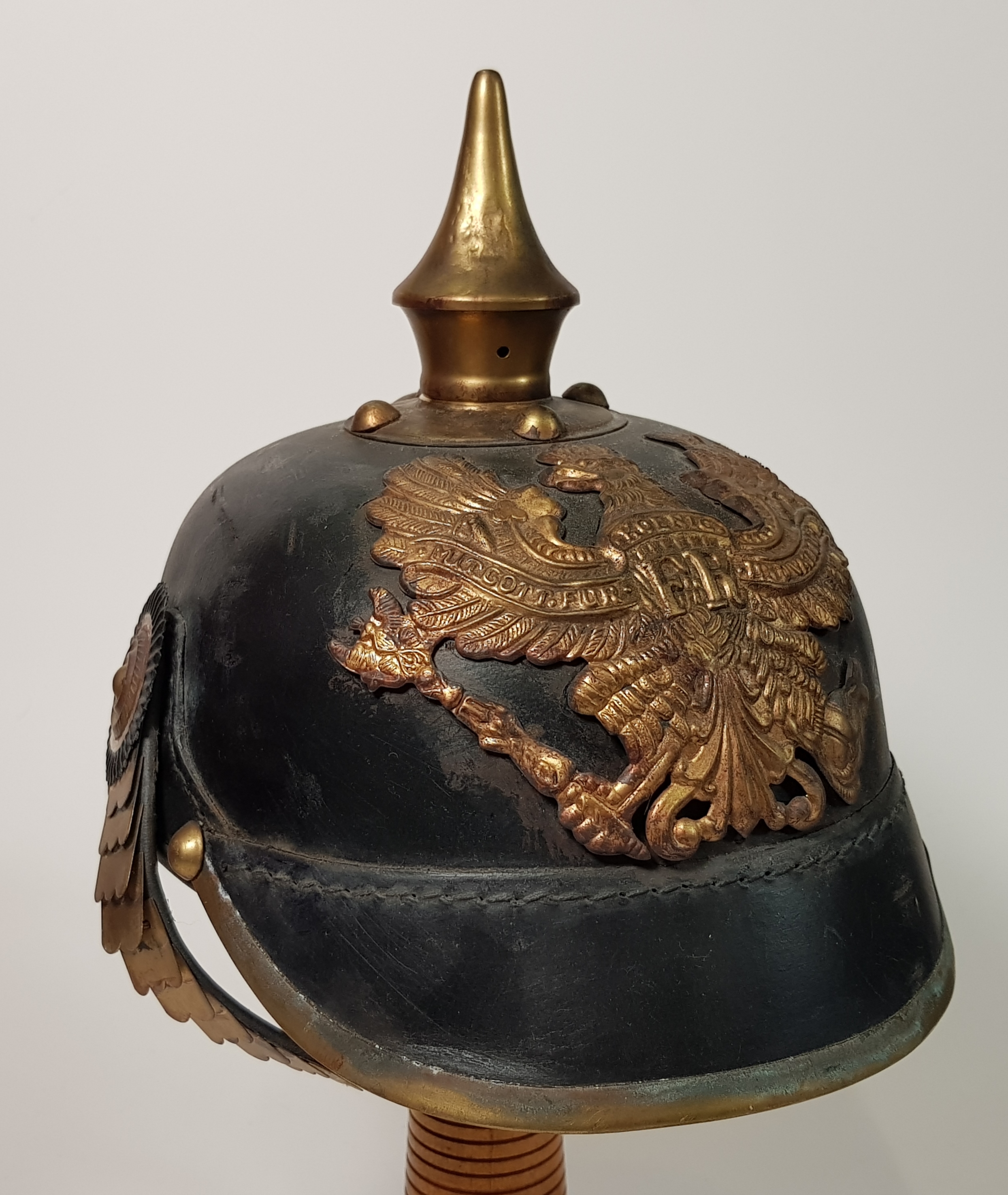 WW1 STYLE GERMAN PICKELHAUBE HELMET