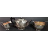 ANTIQUE SOLID SILVER 3 PIECE TEASET 857G