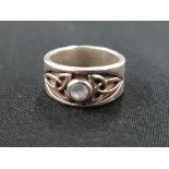 Silver celtic design ring