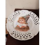 ANTIQUE RIBBON PLATE