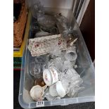 BOX LOT TO INCLUDE GLASSWARE, CHINA ETC