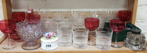 LARGE QUANTITY OF GLASSWARE TO INCLUDE RUBY GLASS