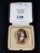 EARLY 17TH CENTURY HAND PAINTED MINIATURE IN 18K GOLD MOUNT
