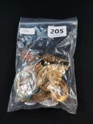 BAG OF COSTUME BROOCHES