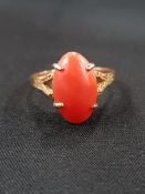 18CT GOLD AND CORAL RING
