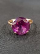 18CT GOLD AND AMETHYST RING