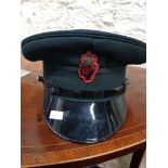 1970'S ROYAL ULSTER CONSTABULARY MALE CONSTABLES PEAKED CAP