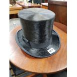 TOP HAT