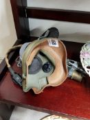 WW2 TYPE G PILOTS OXYGEN MASK COMPLETE WITH HOSE AND CLIP CONNECTOR