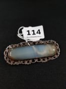 EARLY VICTORIAN SILVER AGATE SET BROOCH