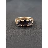 9 CARAT GOLD SAPPHIRE RING