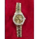 18 CARAT GOLD & DIAMOND ROLEX LADIES WATCH - OYSTER PERPETUAL DATEJUST SUPERLATIVE CHRONOMETER