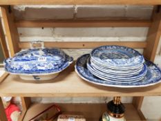 COLLECTION OF BLUE AND WHITE WARE