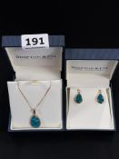 9CARAT GOLD AND OPAL PENDANT AND MATCHING PAIR OF 9 CARAT EARRINGS